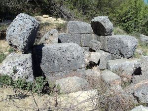 castelli di tirana-tomba monumentale